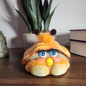 orange shelby (furby)